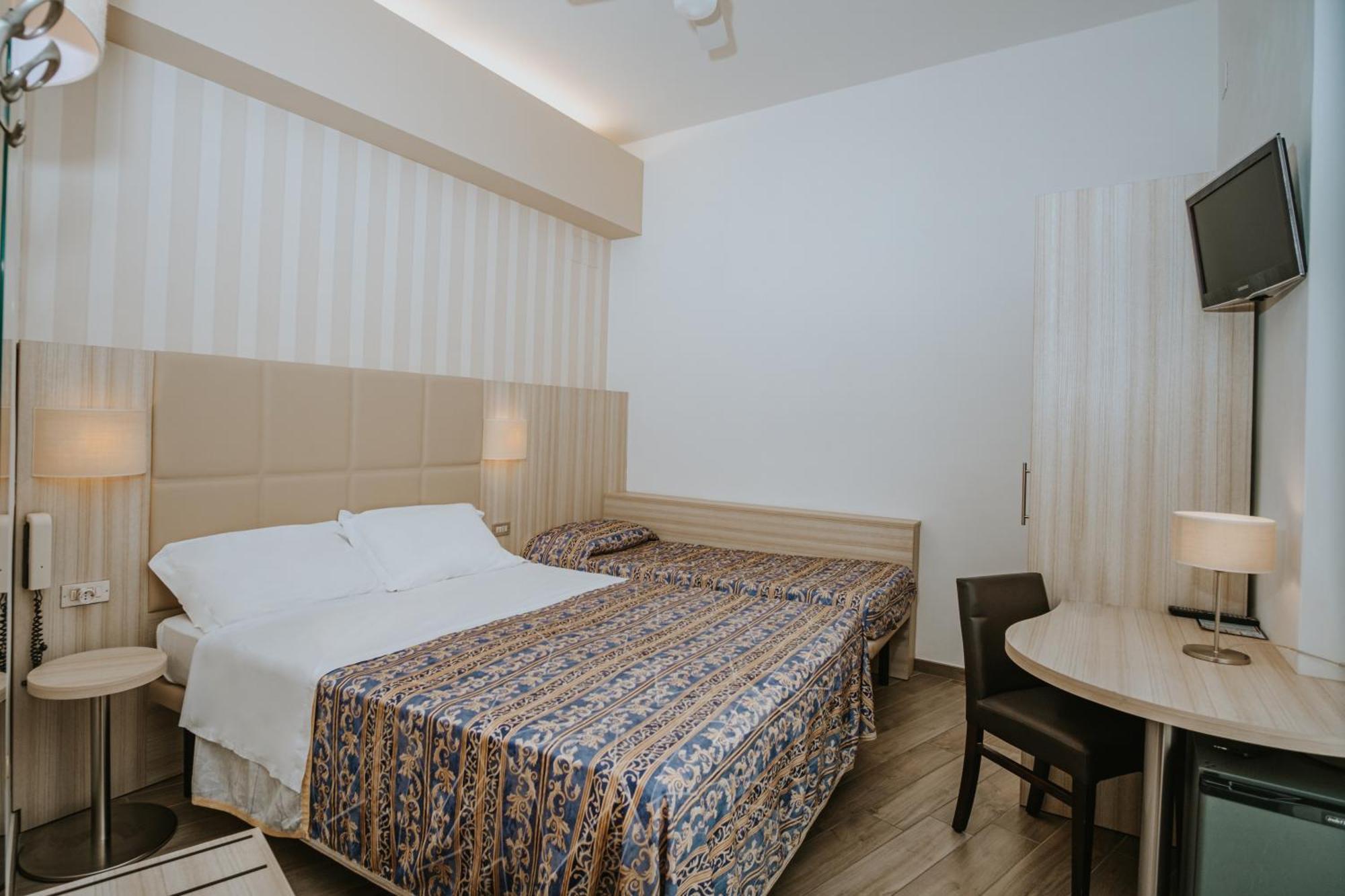 Hotel Gabriella Rimini Kültér fotó